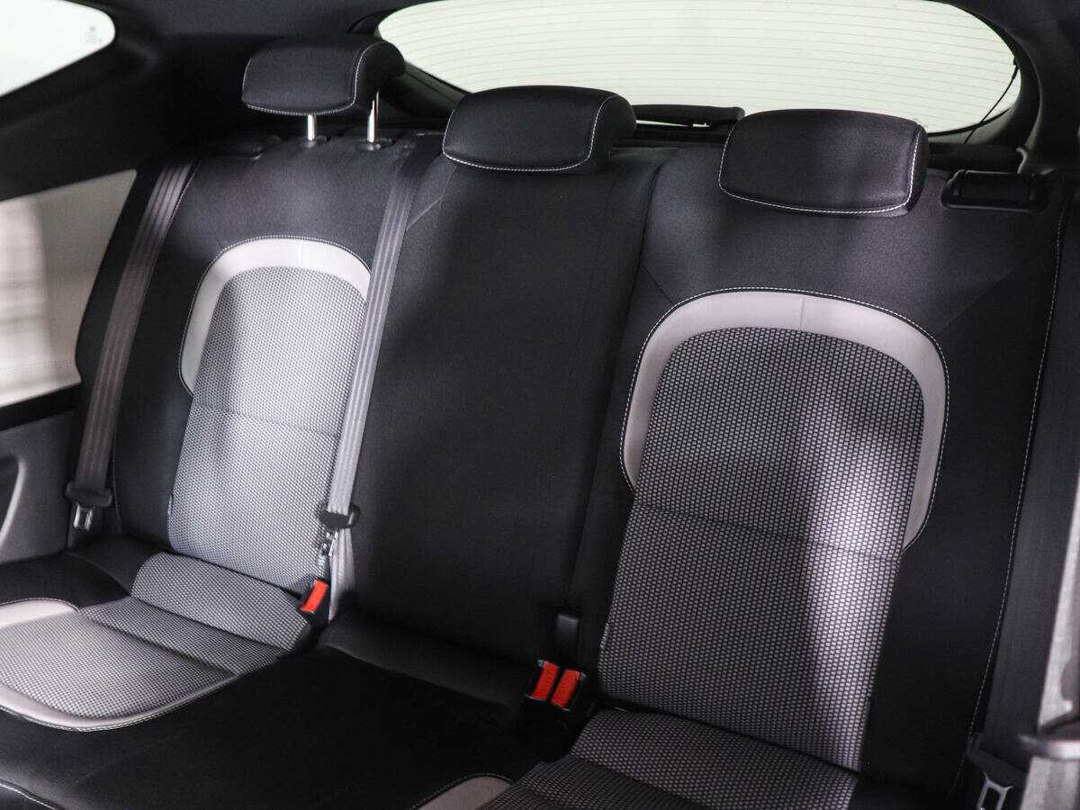 Kia Ceed с пробегом — 2017 год. Фото: #11