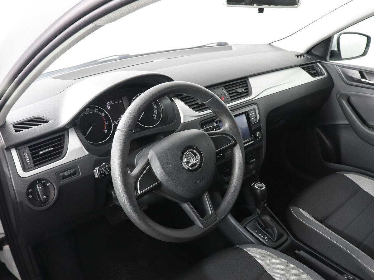 Skoda Rapid с пробегом — 2019 год. Фото: #5