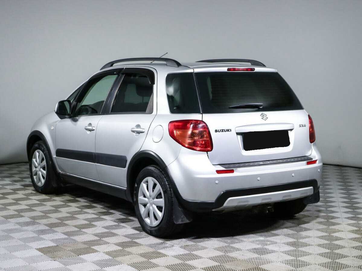 Suzuki SX4 с пробегом — 2014 год. Фото: #6