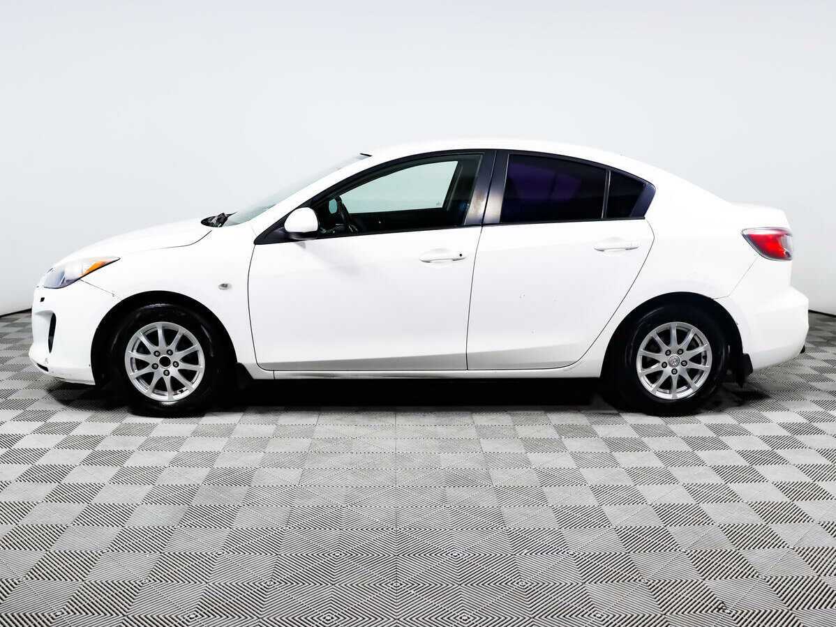Mazda 3 с пробегом — 2012 год. Фото: #7