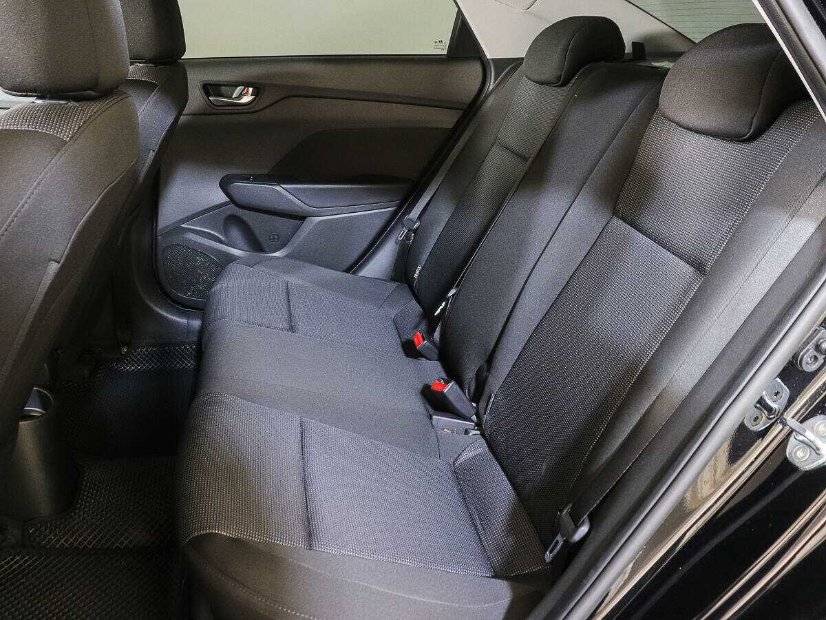 Hyundai Solaris с пробегом — 2021 год. Фото: #8