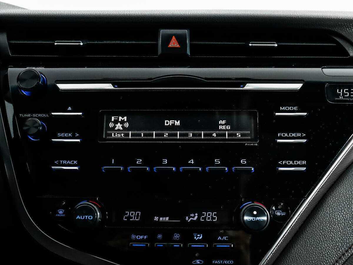 Toyota Camry с пробегом — 2021 год. Фото: #13