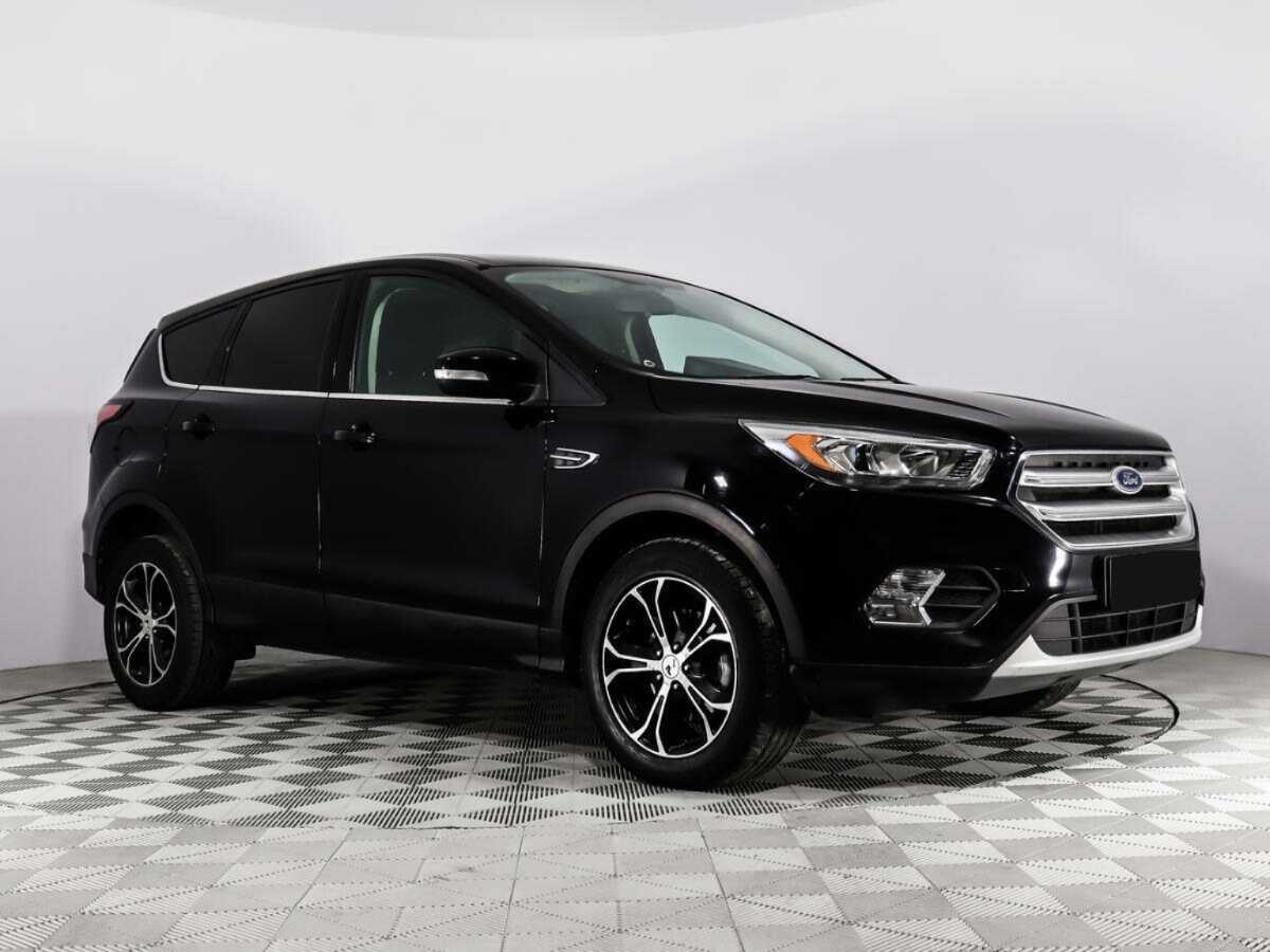 Ford Kuga с пробегом — 2017 год. Фото: #2
