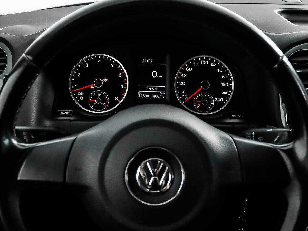 Volkswagen Tiguan с пробегом — 2014 год. Фото: #14