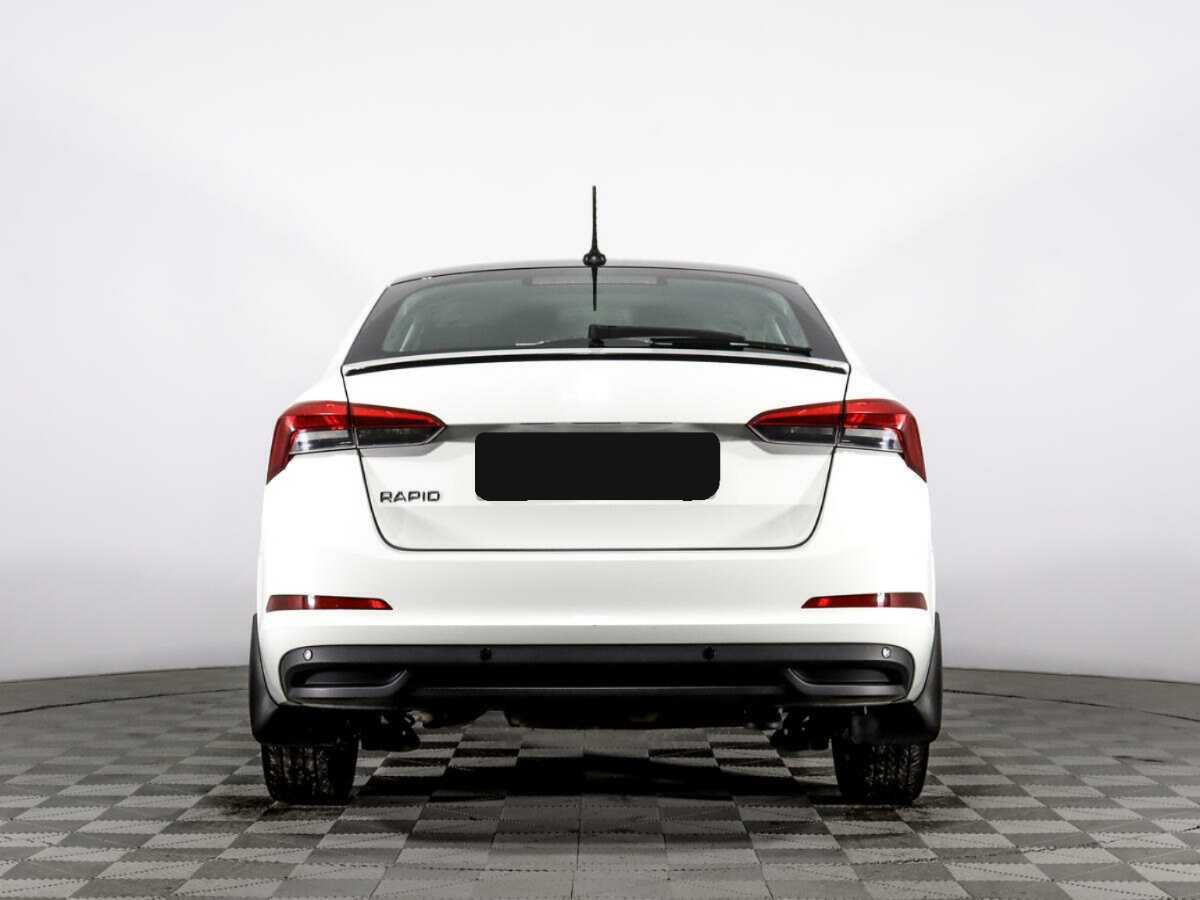 Skoda Rapid с пробегом — 2020 год. Фото: #5