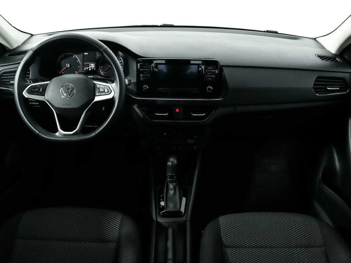 Volkswagen Polo с пробегом — 2022 год. Фото: #10
