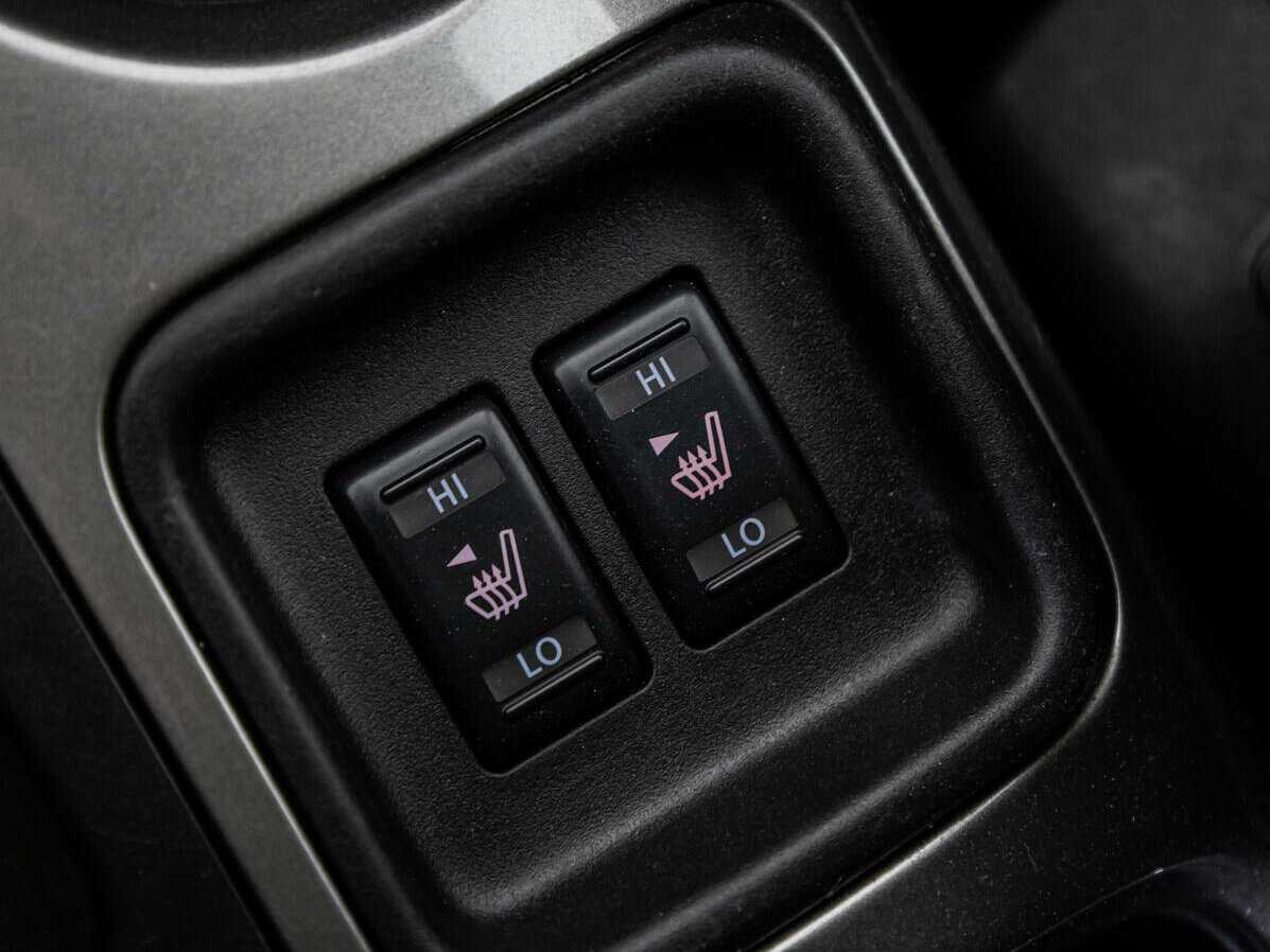 Nissan Juke с пробегом — 2012 год. Фото: #13