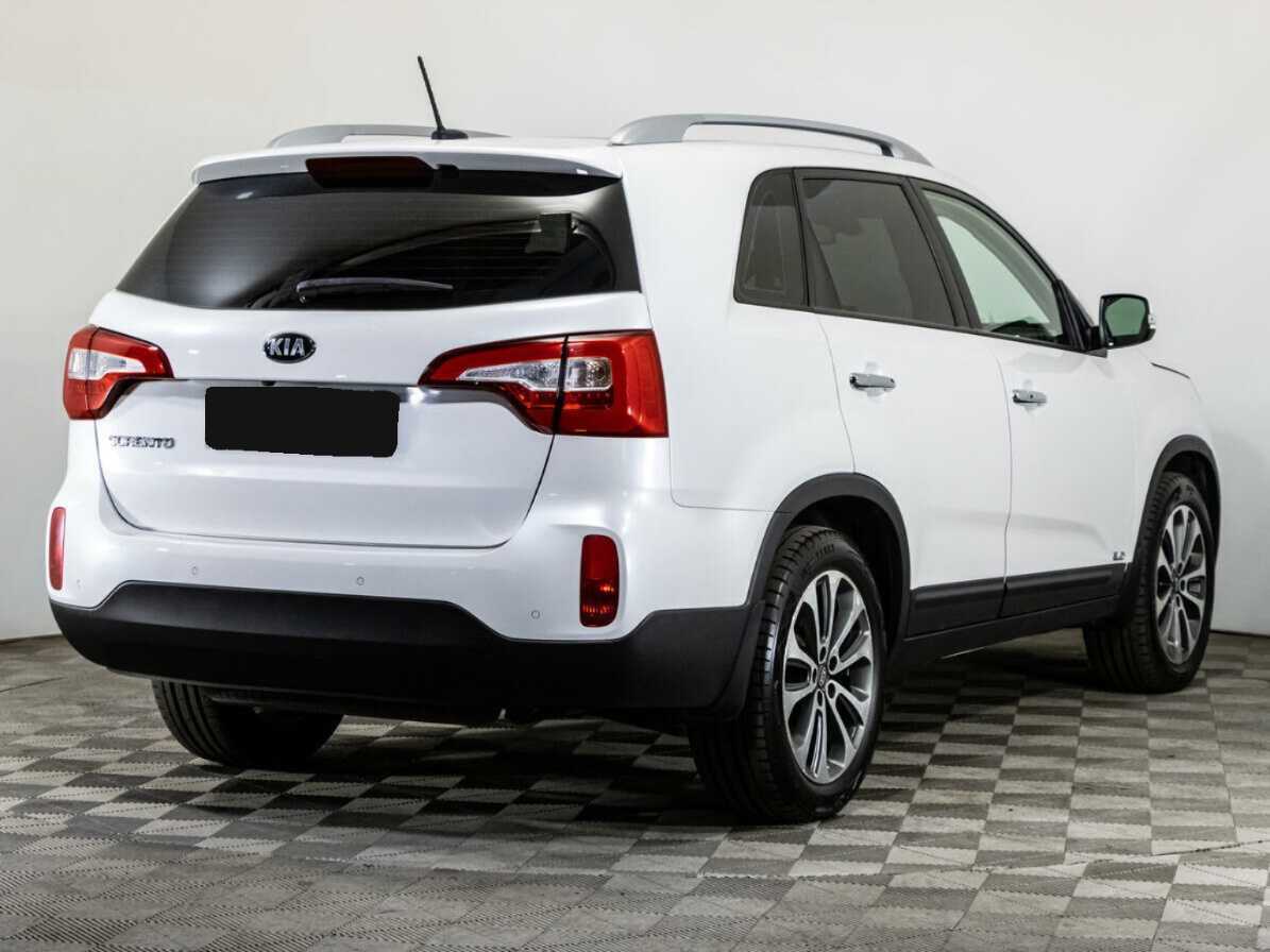Kia Sorento с пробегом — 2015 год. Фото: #4