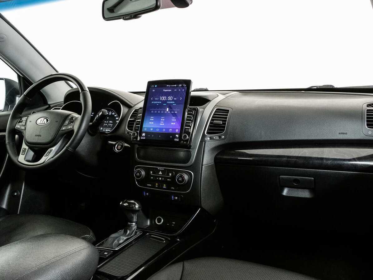 Kia Sorento с пробегом — 2015 год. Фото: #8
