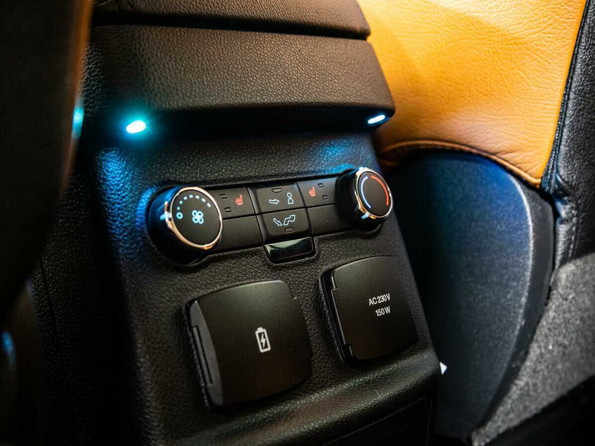 Ford Explorer с пробегом — 2016 год. Фото: #20