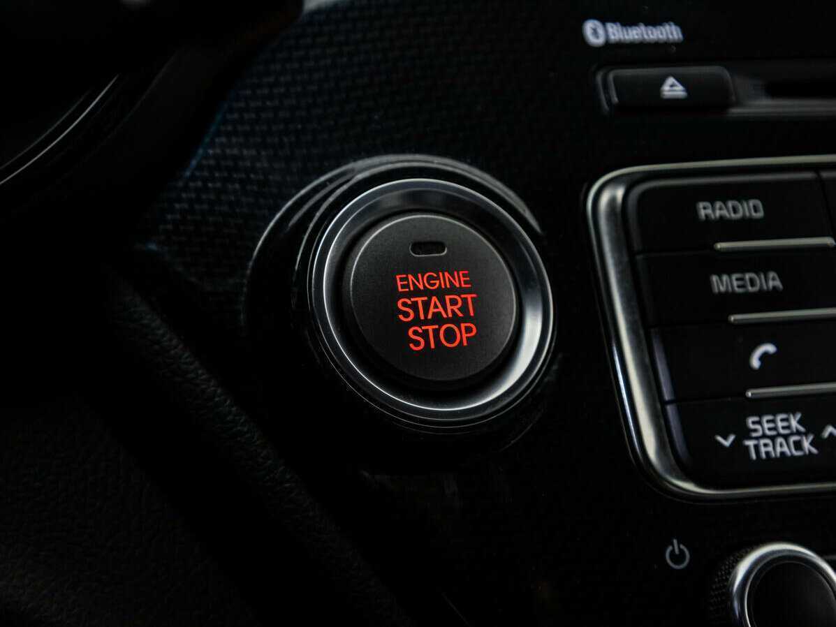 Kia Rio с пробегом — 2015 год. Фото: #13