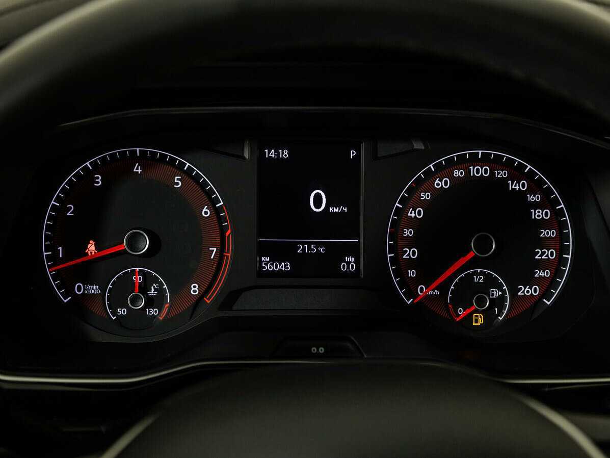 Volkswagen Jetta с пробегом — 2020 год. Фото: #11