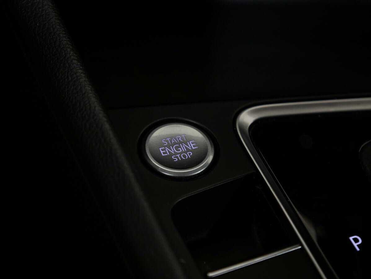 Volkswagen Jetta с пробегом — 2020 год. Фото: #16