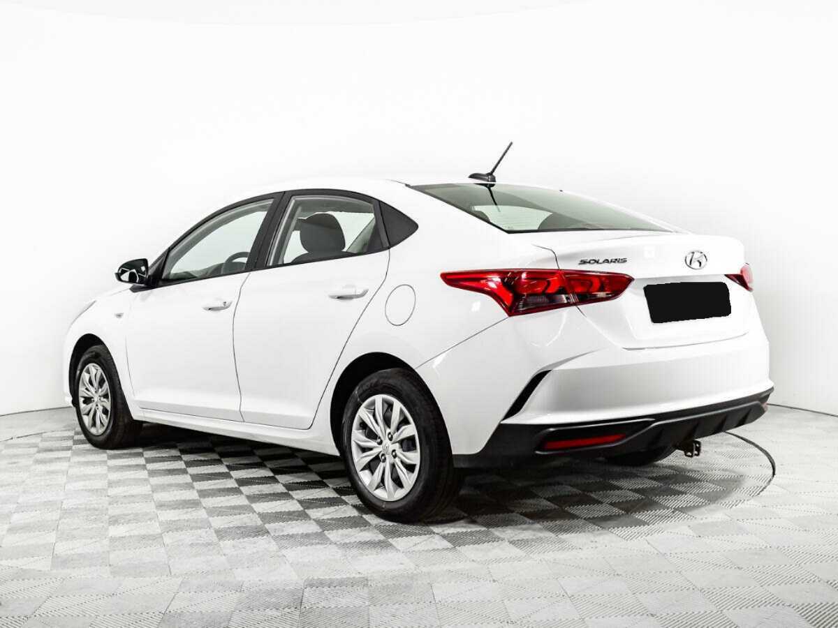Hyundai Solaris с пробегом — 2021 год. Фото: #5