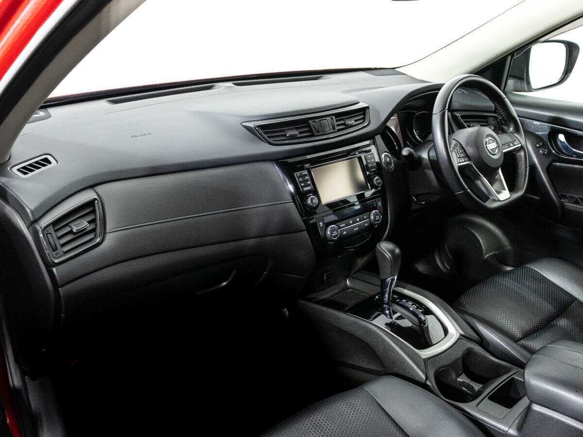 Nissan X-Trail с пробегом — 2018 год. Фото: #8