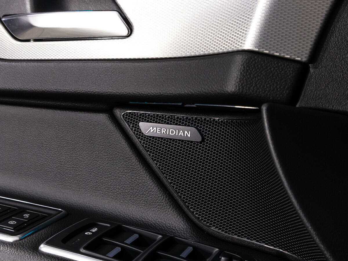 Jaguar XF с пробегом — 2016 год. Фото: #17