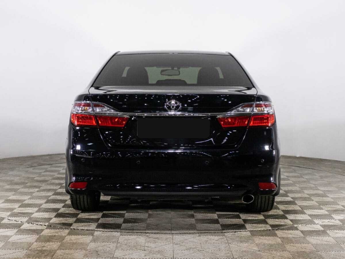 Toyota Camry с пробегом — 2016 год. Фото: #5
