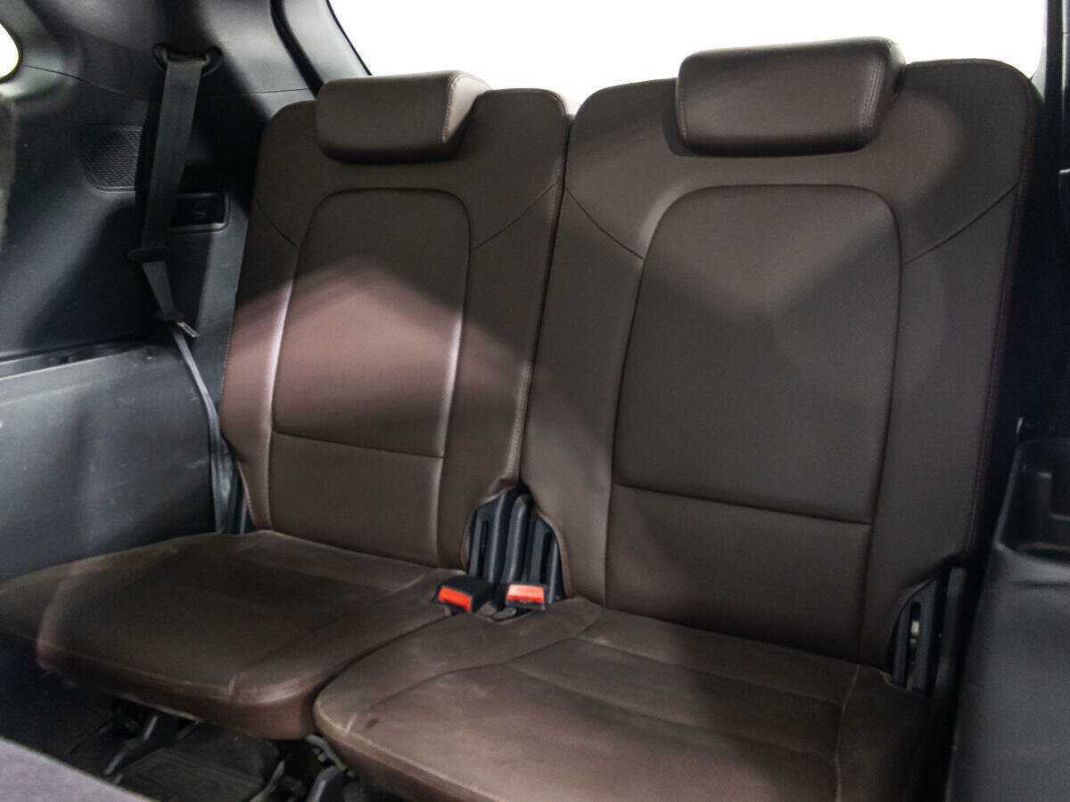 Hyundai Santa Fe с пробегом — 2017 год. Фото: #14