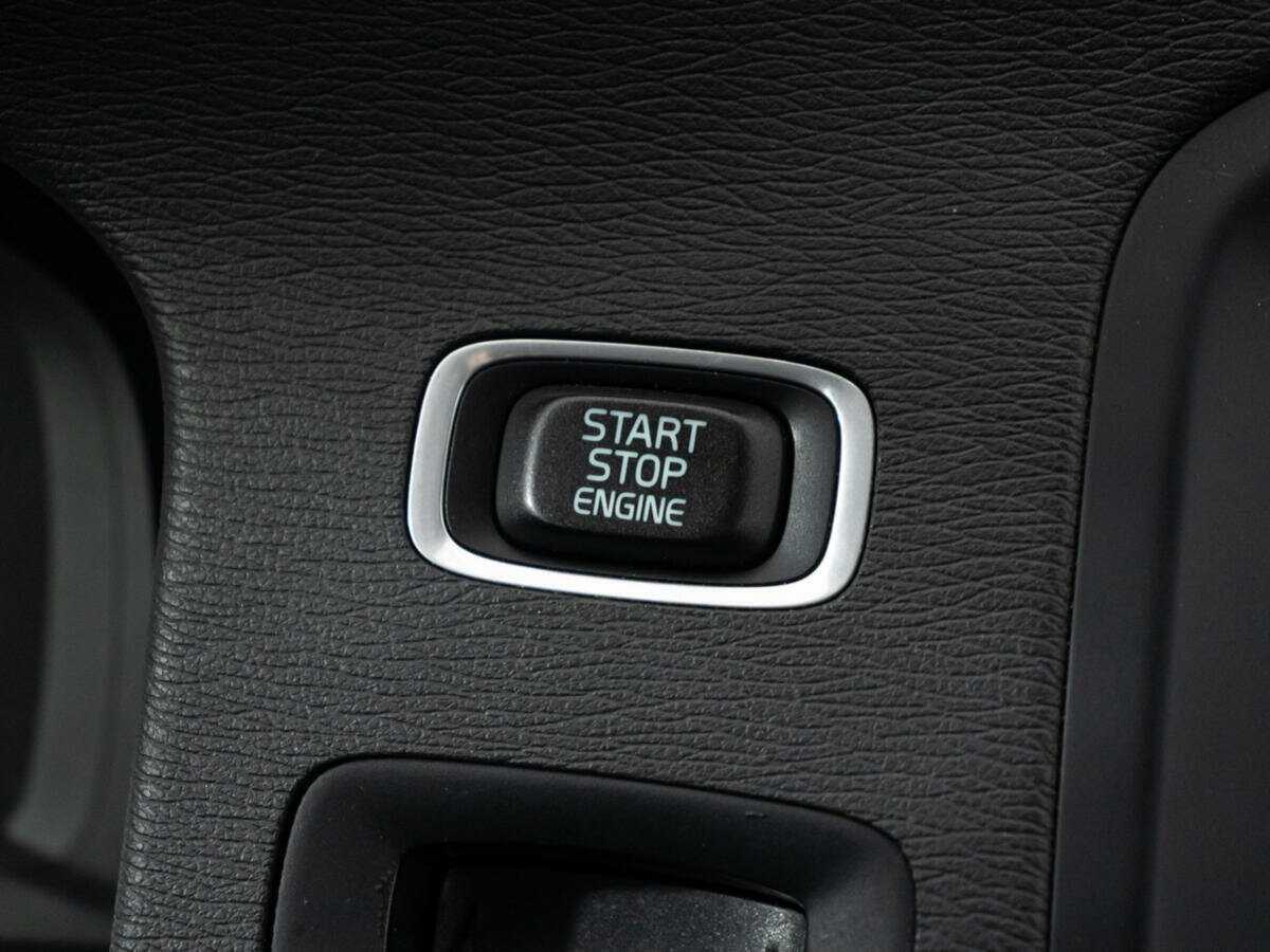 Volvo S60 с пробегом — 2012 год. Фото: #14