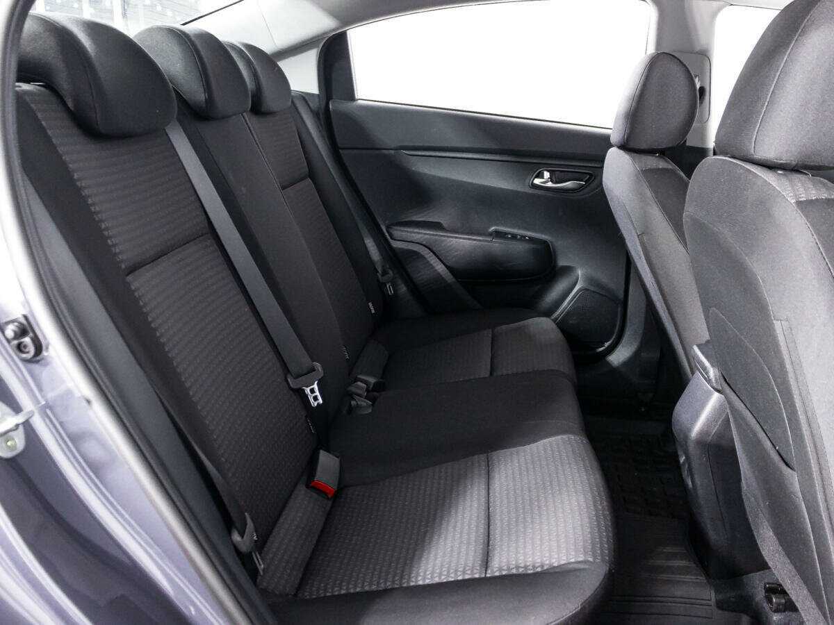 Kia Rio с пробегом — 2021 год. Фото: #23