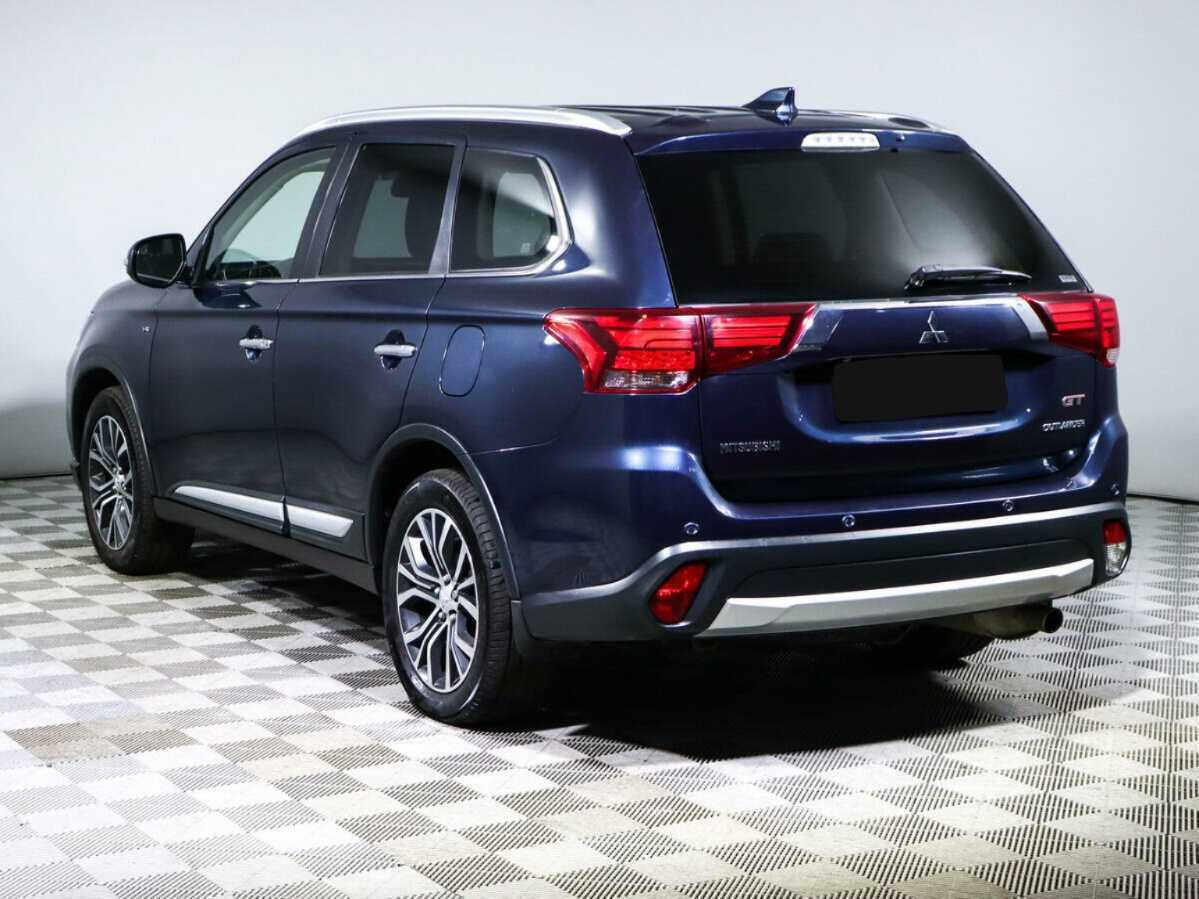 Mitsubishi Outlander с пробегом — 2017 год. Фото: #5