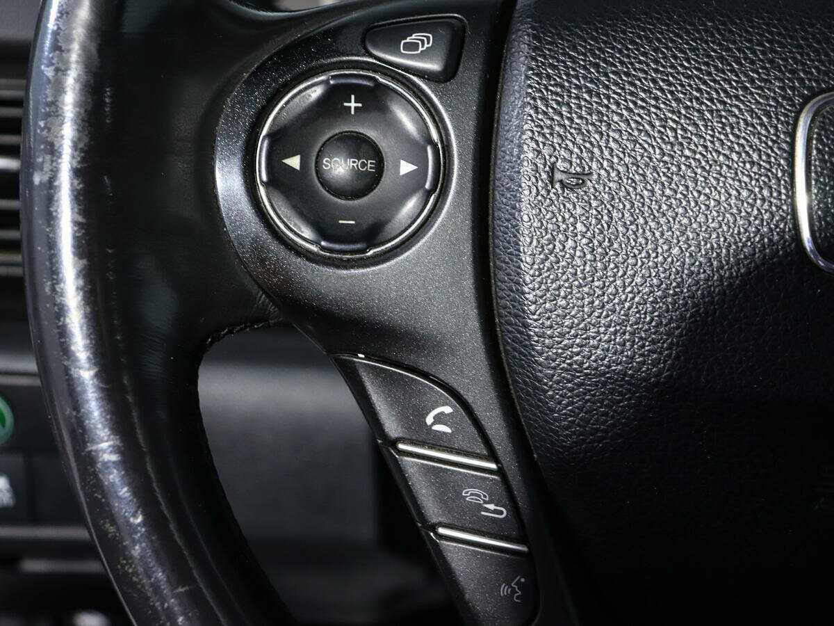 Honda Accord с пробегом — 2013 год. Фото: #16