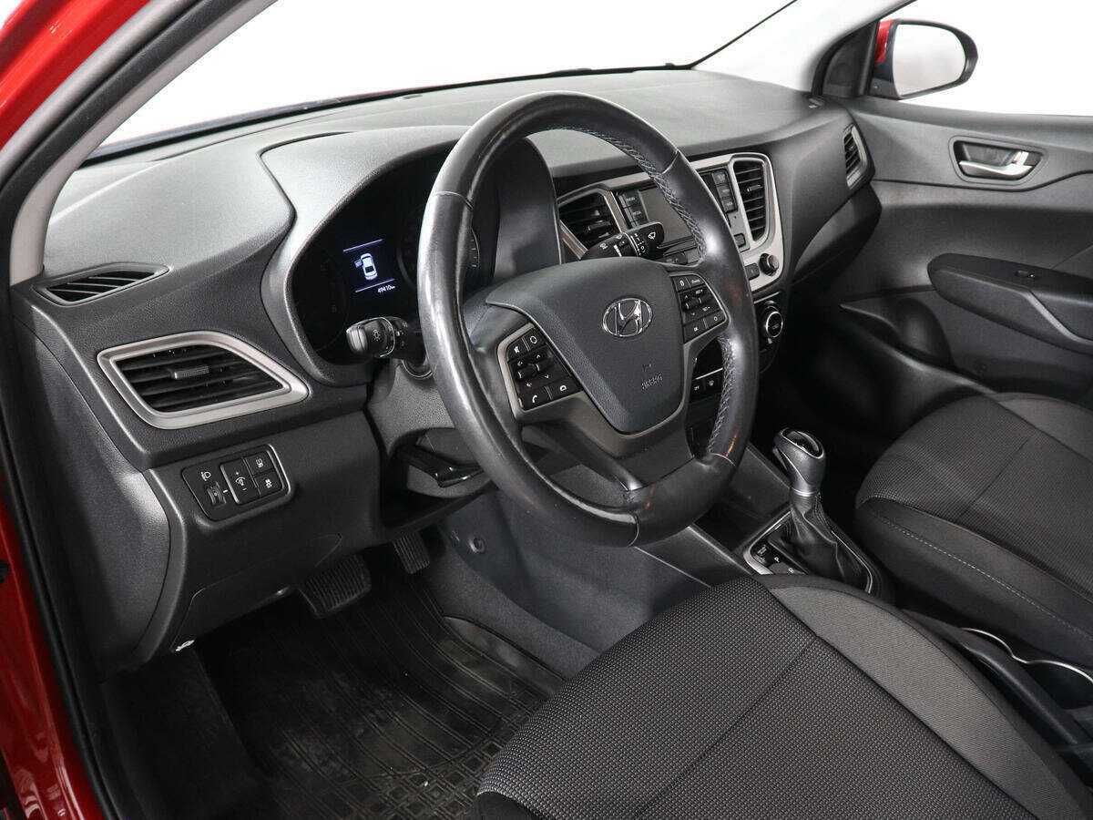 Hyundai Solaris с пробегом — 2019 год. Фото: #8