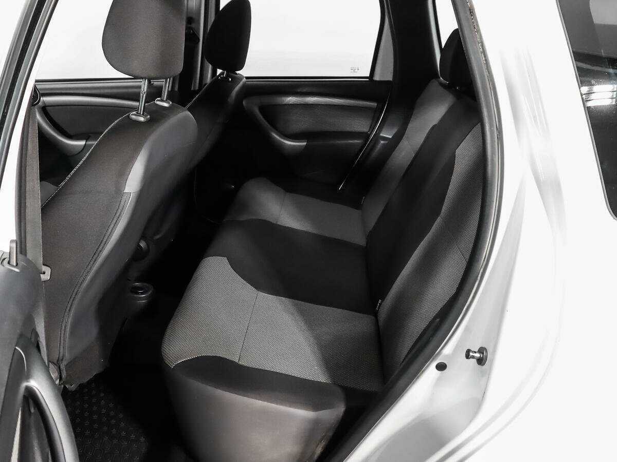 Renault Duster с пробегом — 2017 год. Фото: #9