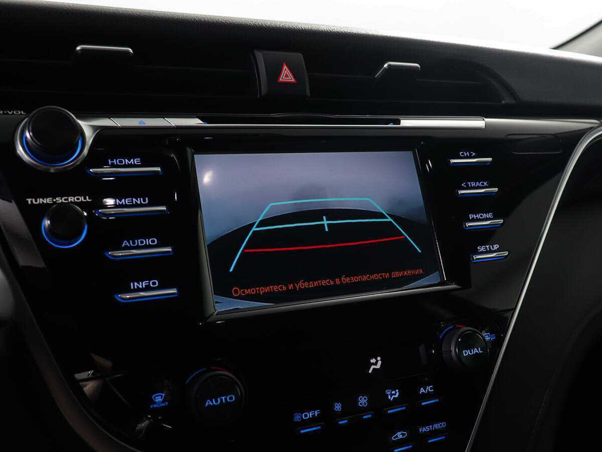 Toyota Camry с пробегом — 2020 год. Фото: #15