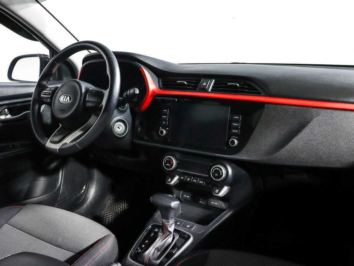 Kia Rio с пробегом — 2020 год. Фото: #8