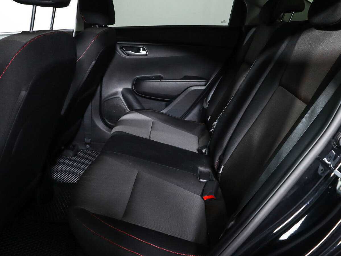 Kia Rio с пробегом — 2020 год. Фото: #9