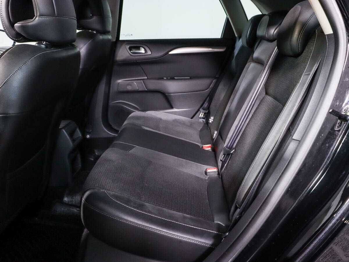 Citroen C4 с пробегом — 2012 год. Фото: #7