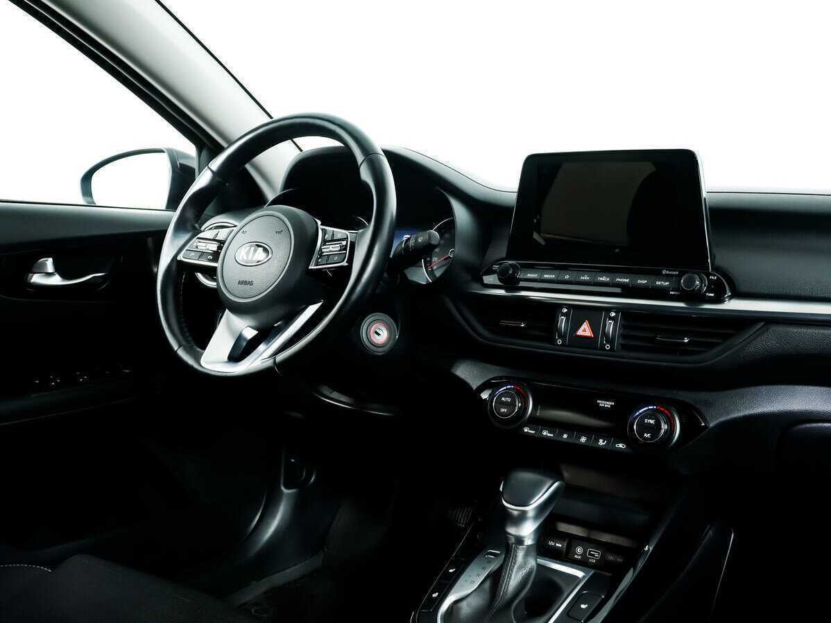 Kia Cerato с пробегом — 2019 год. Фото: #8
