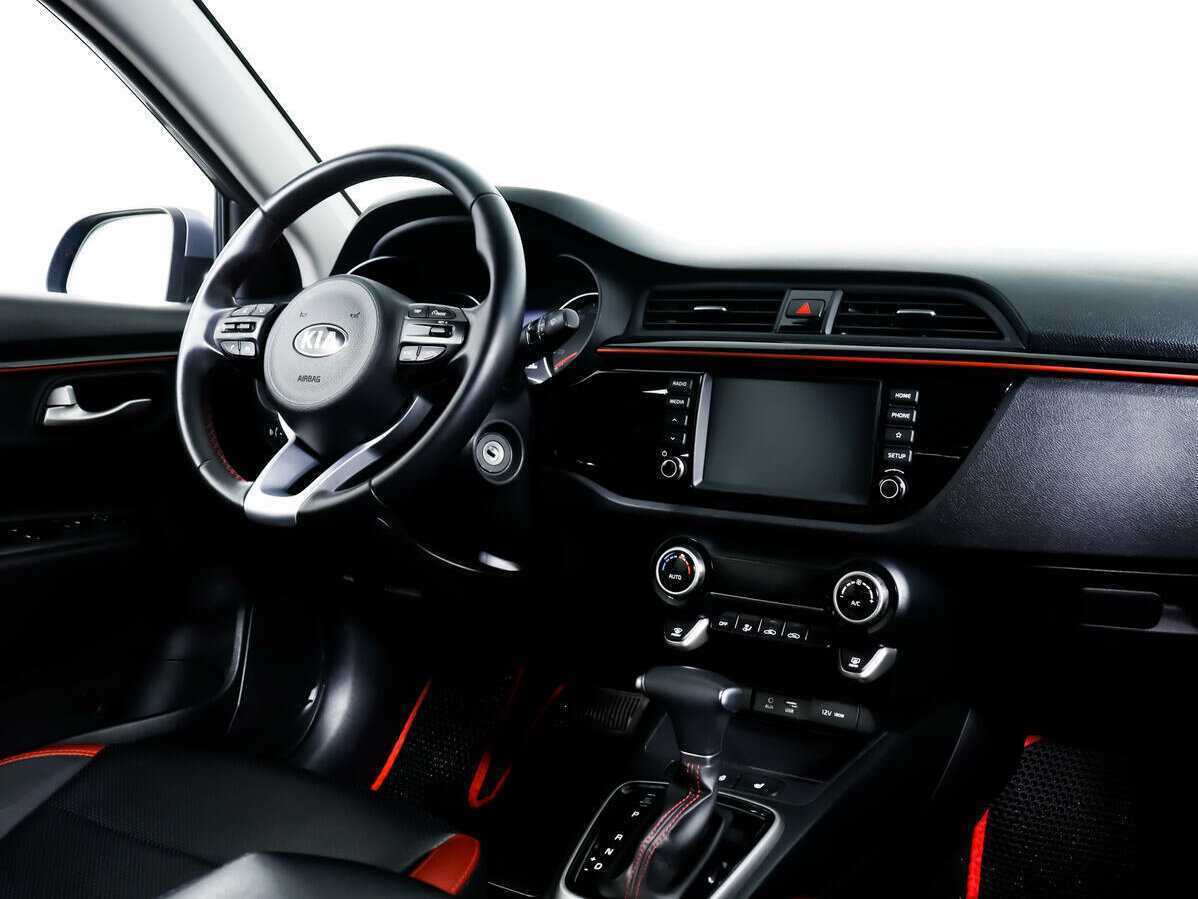 Kia Rio с пробегом — 2020 год. Фото: #9