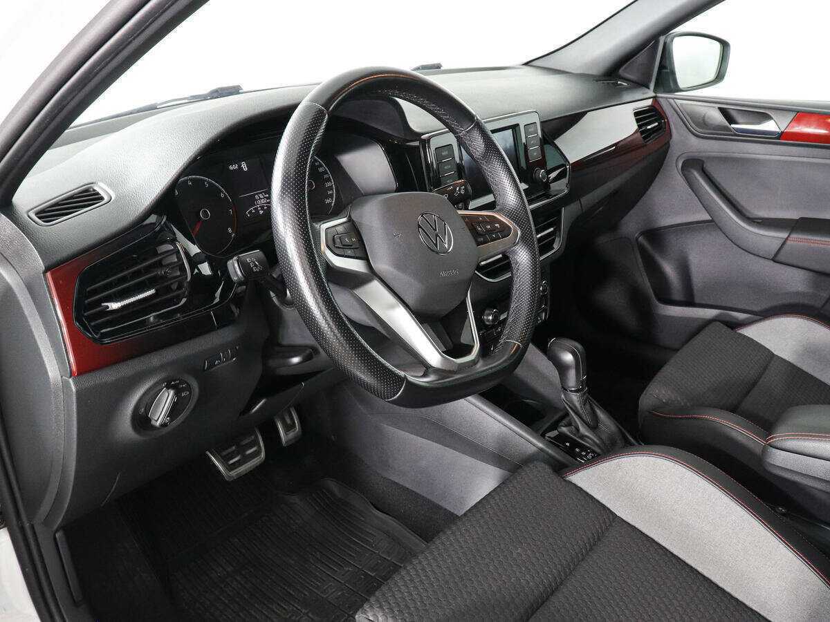 Volkswagen Polo с пробегом — 2021 год. Фото: #8