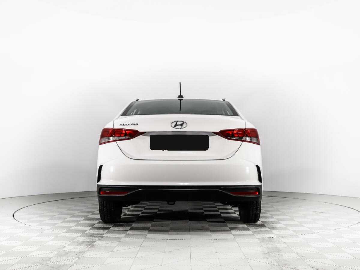 Hyundai Solaris с пробегом — 2021 год. Фото: #5