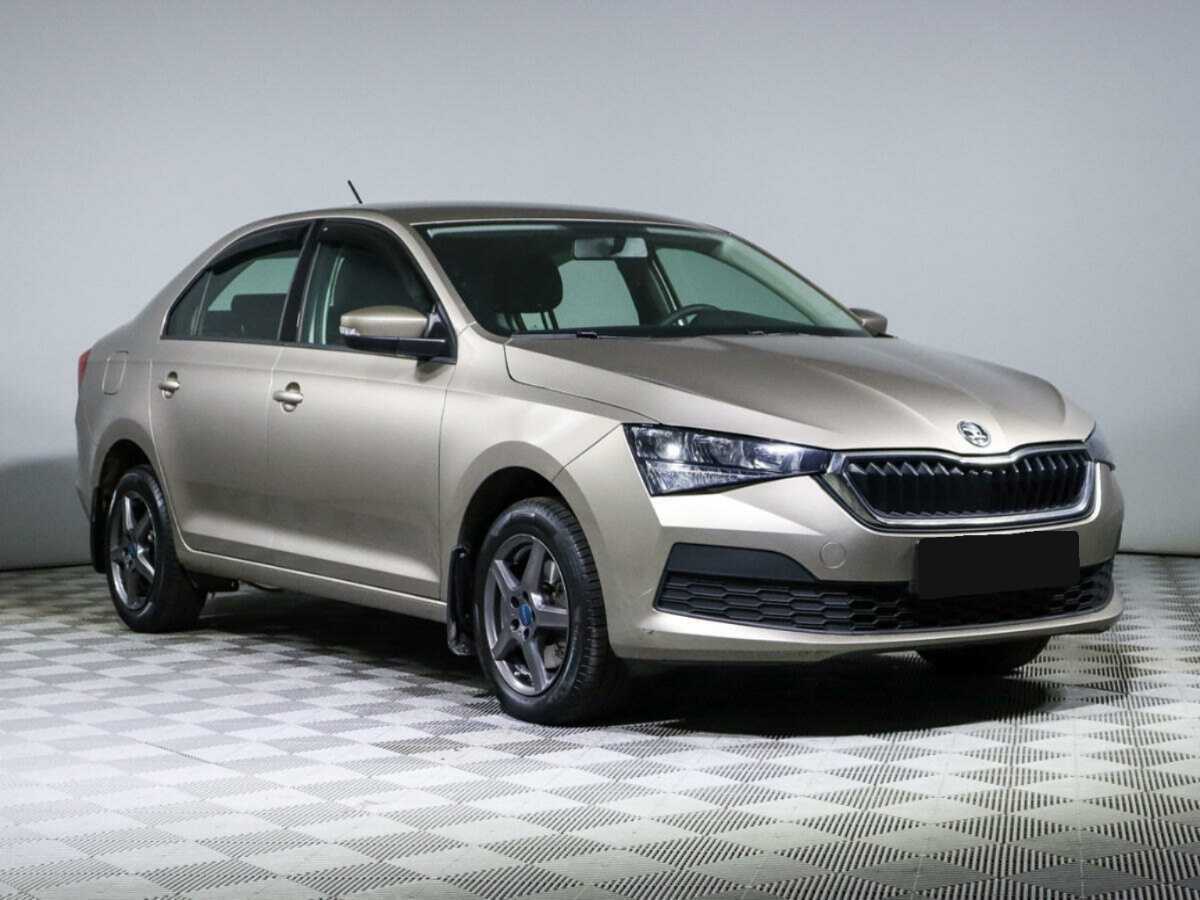Skoda Rapid с пробегом — 2021 год. Фото: #2
