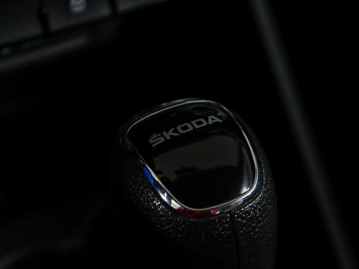 Skoda Rapid с пробегом — 2021 год. Фото: #18