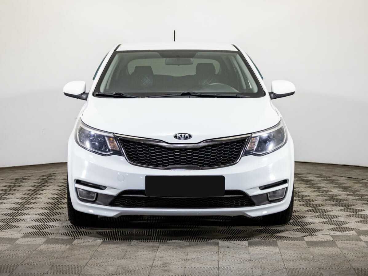 Kia Rio с пробегом — 2017 год. Фото: #1