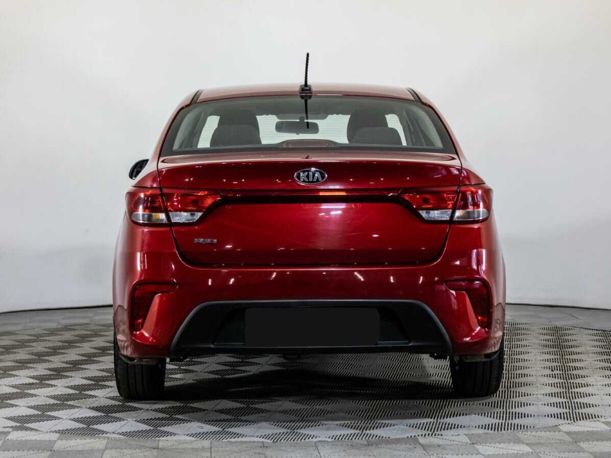 Kia Rio с пробегом — 2017 год. Фото: #5