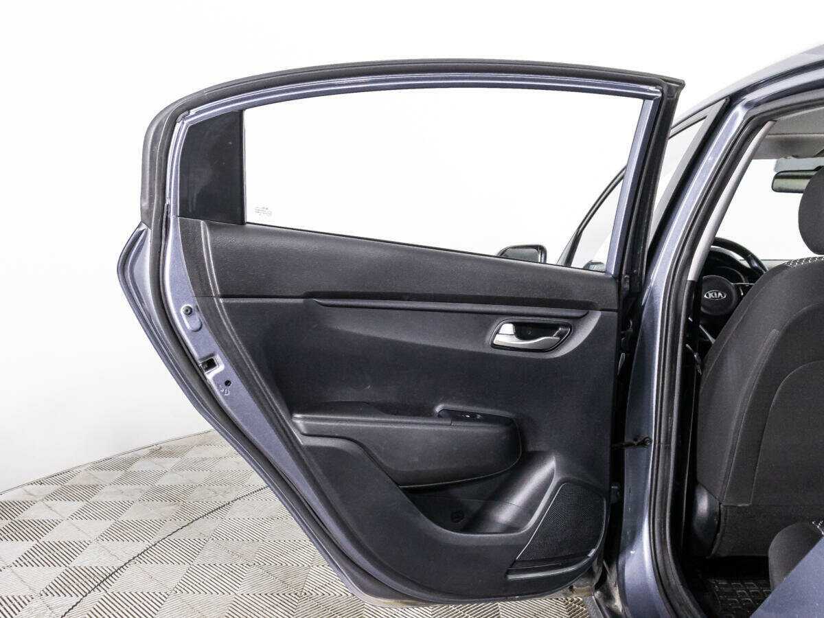 Kia Rio с пробегом — 2019 год. Фото: #23
