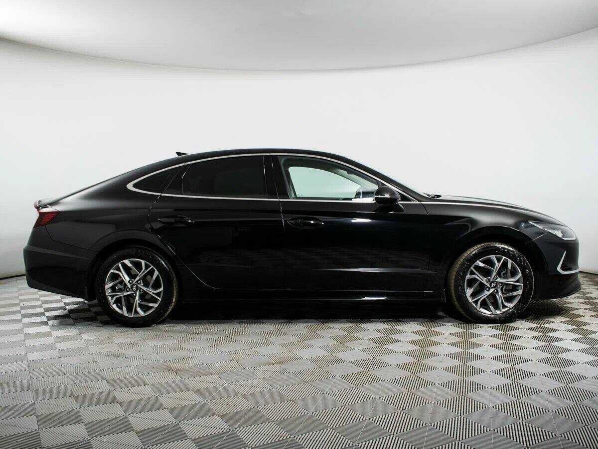 Hyundai Sonata с пробегом — 2020 год. Фото: #3