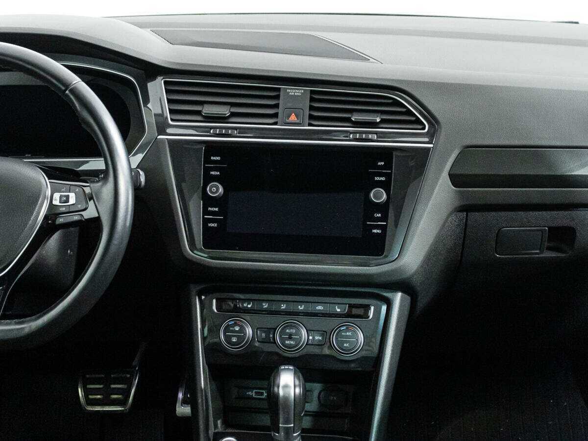 Volkswagen Tiguan с пробегом — 2018 год. Фото: #13