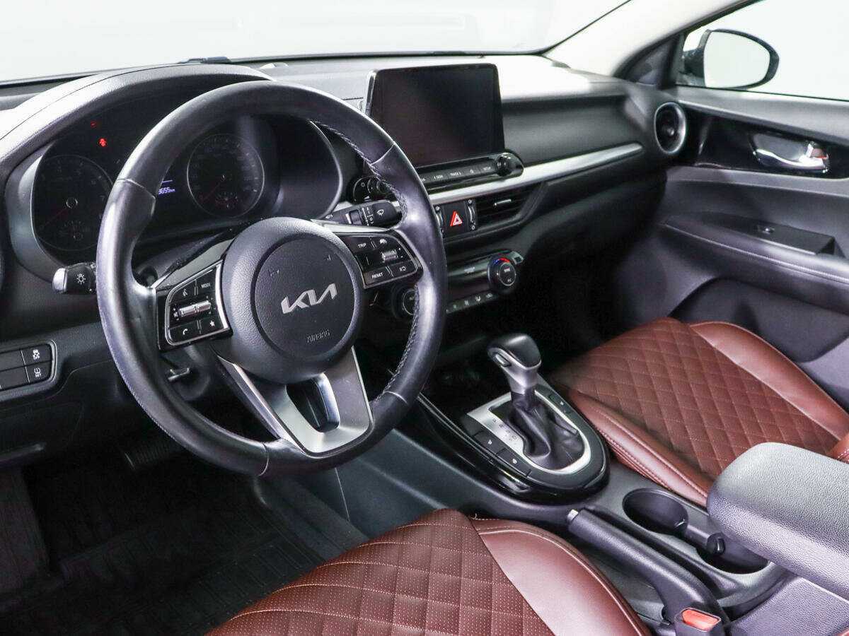 Kia Cerato с пробегом — 2021 год. Фото: #13