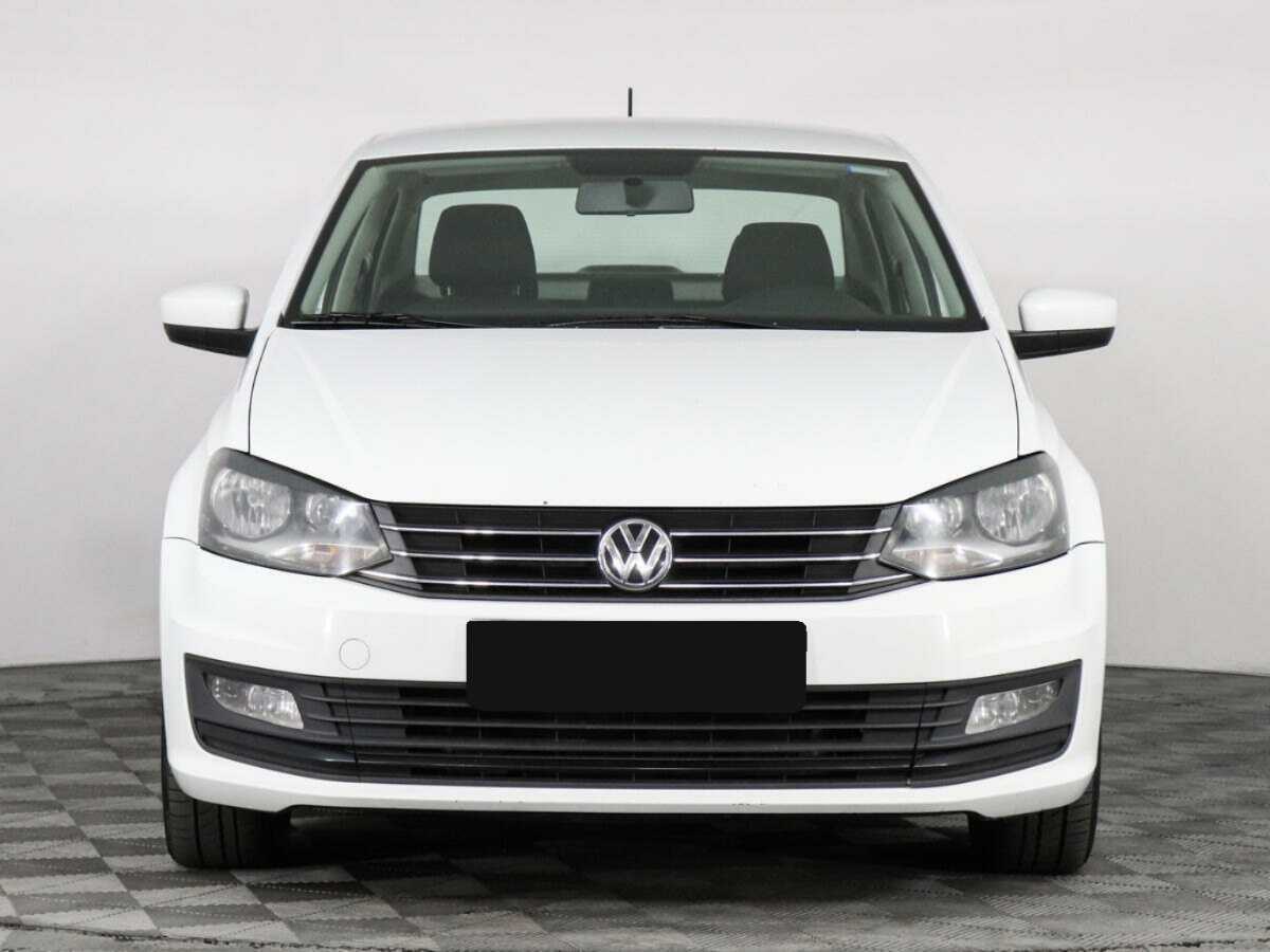 Volkswagen Polo с пробегом — 2018 год. Фото: #1