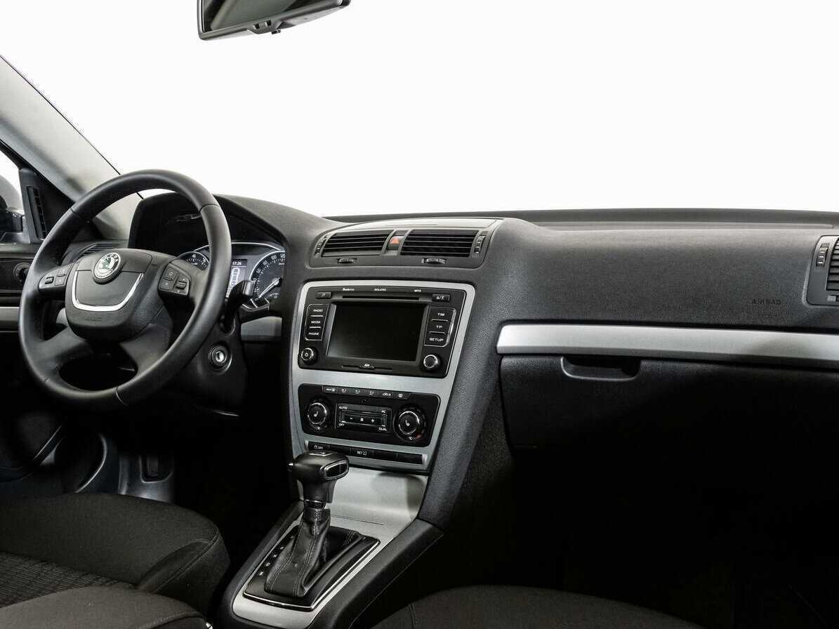 Skoda Octavia с пробегом — 2013 год. Фото: #8