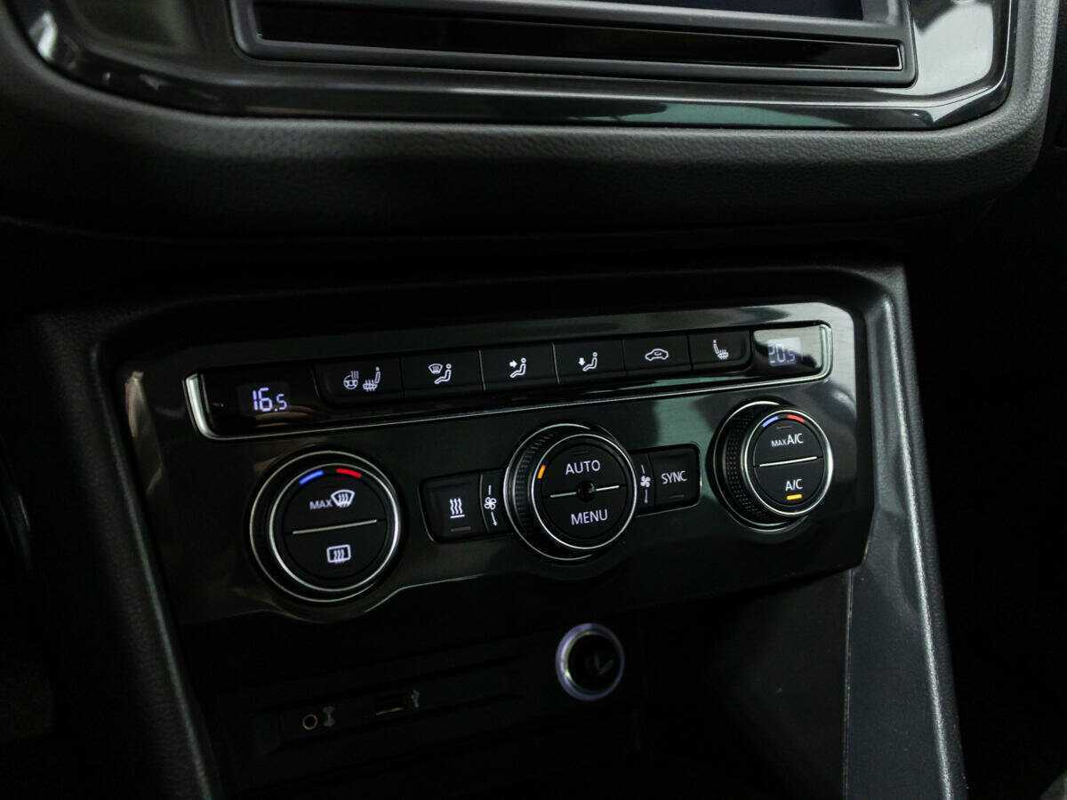 Volkswagen Tiguan с пробегом — 2017 год. Фото: #16