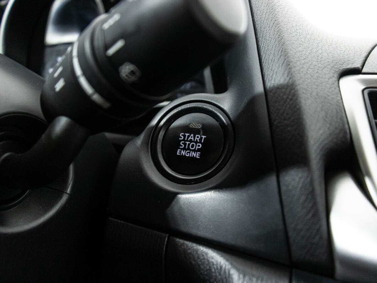 Mazda 3 с пробегом — 2016 год. Фото: #17