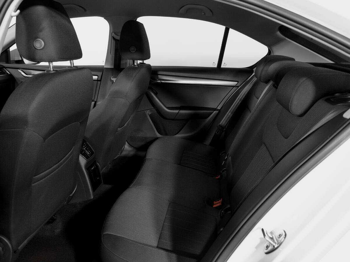 Skoda Octavia с пробегом — 2019 год. Фото: #9