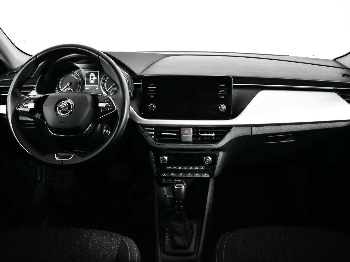 Skoda Rapid с пробегом — 2020 год. Фото: #9